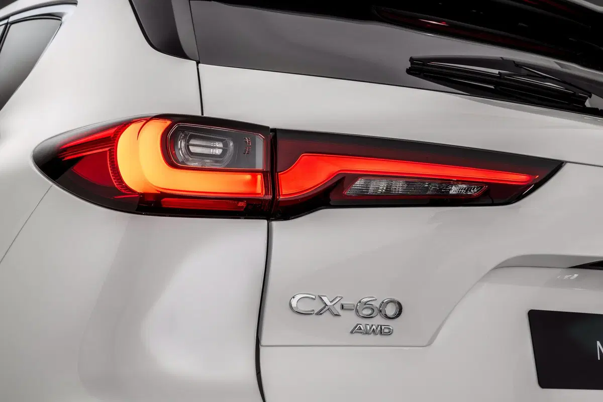 Mazda CX-60, ammiraglia Suv con tecnologia full hybrid plug-in (25)