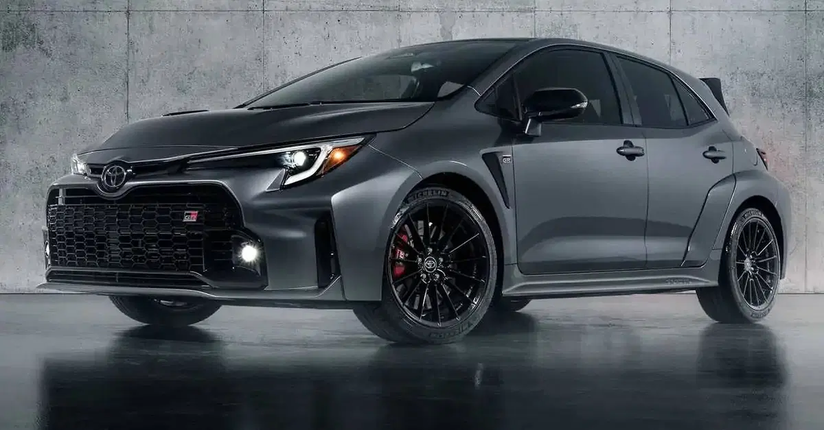 Tremano le segmento C sportive vere d'Europa: ecco la Nuova Toyota GR Corolla [3 cilindri 300CV]