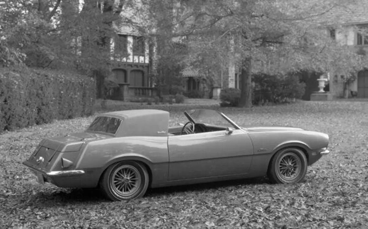 Novità mancate su listino prezzi, Ford: 5 concept-car che pochi ricordano (4)