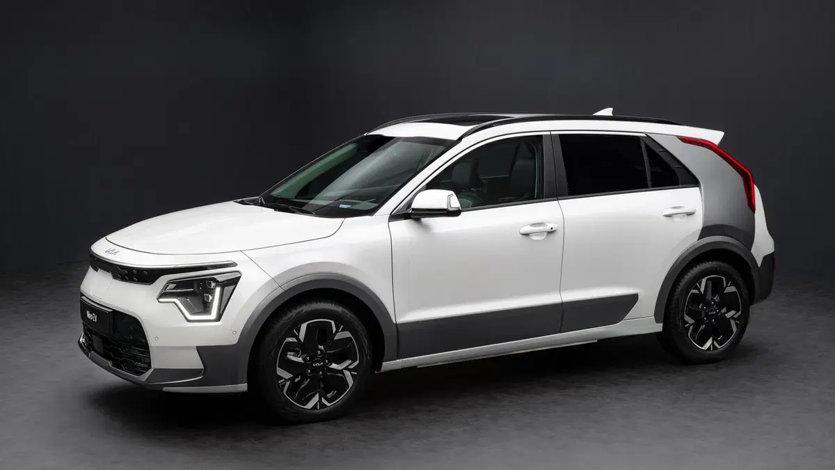 Nuova Niro 2022, dal PHEV all'EV, ecco com'è fatto il SUV elettrico per tutti secondo KIA