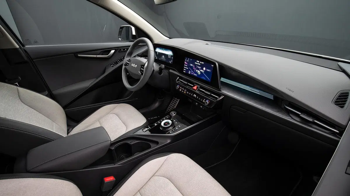 Nuova Niro 2022, dal PHEV all'EV, ecco com'è fatto il SUV elettrico per tutti secondo KIA (15)