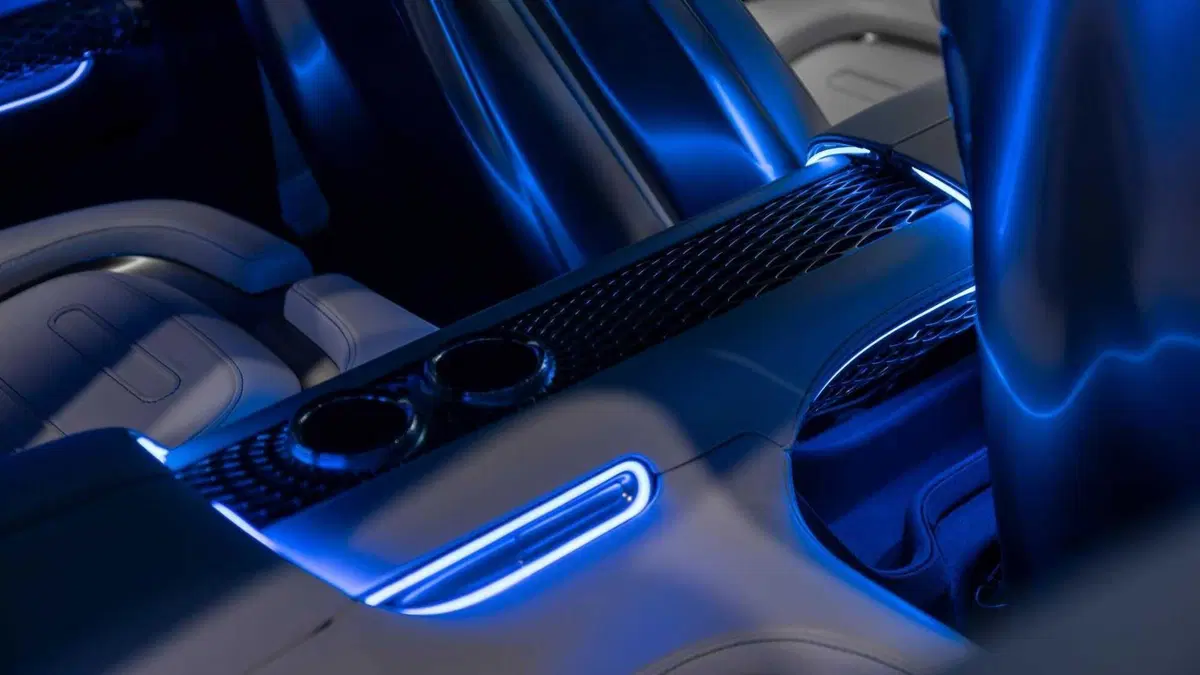 Mercedes Vision EQXX | 1.000 km di AUTONOMIA. Eccola (9)