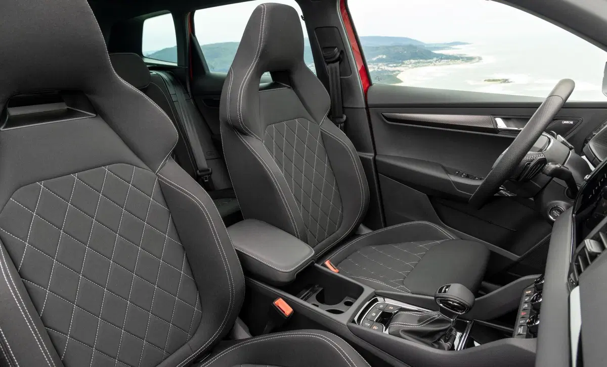 Skoda Karoq 2.0 tdi Sportline 115cv (12)