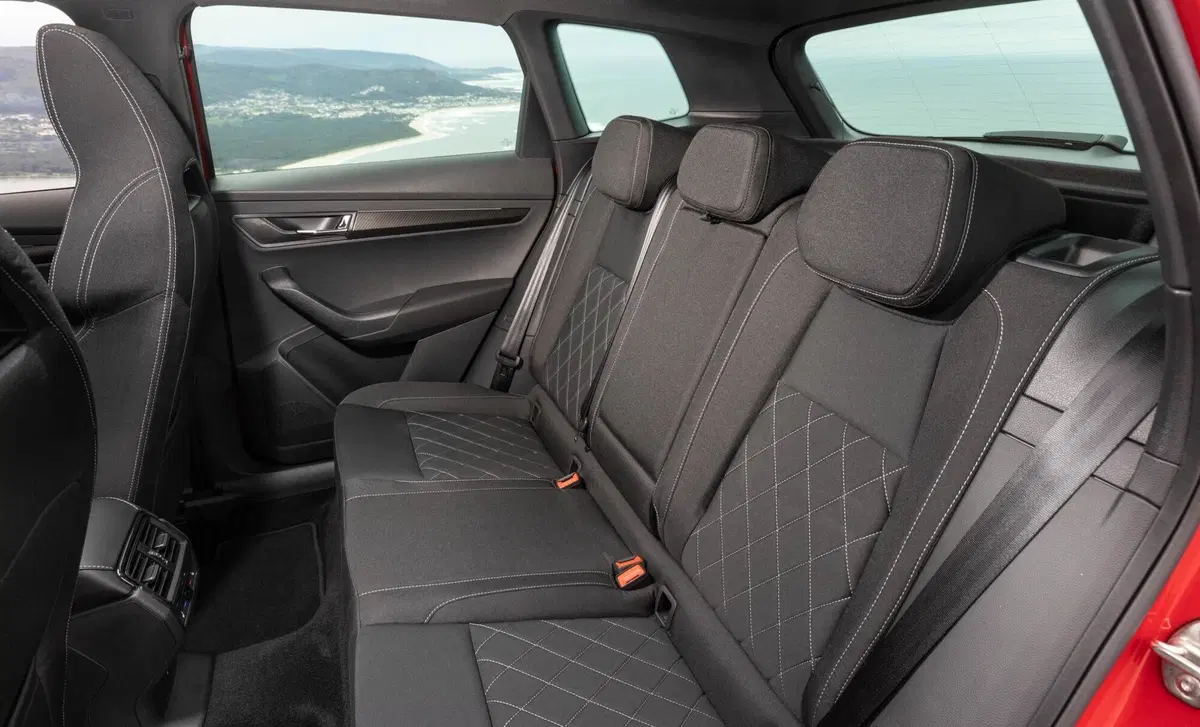 Skoda Karoq 2.0 tdi Sportline 115cv (13)