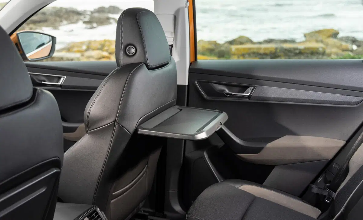 Skoda Karoq 2.0 tdi Sportline 115cv (16)
