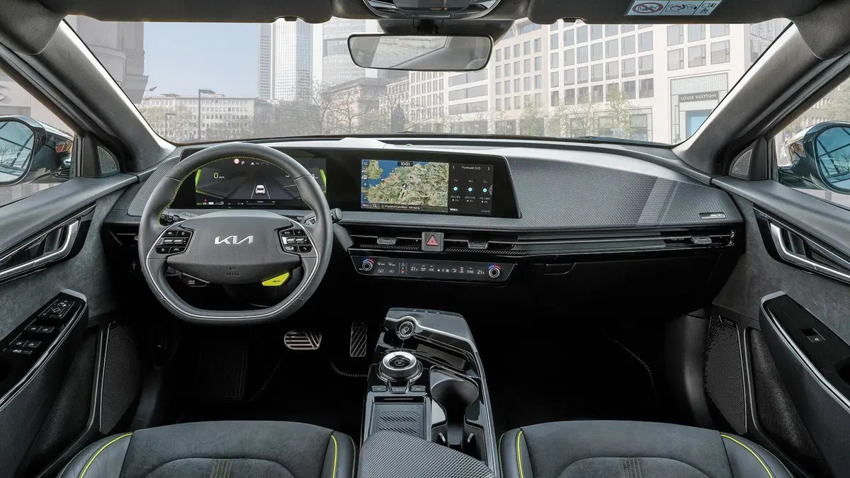 A 260 all'ora su un'elettrica. La nuova KIA EV6 GT alla prova delle Autobahn tedesche