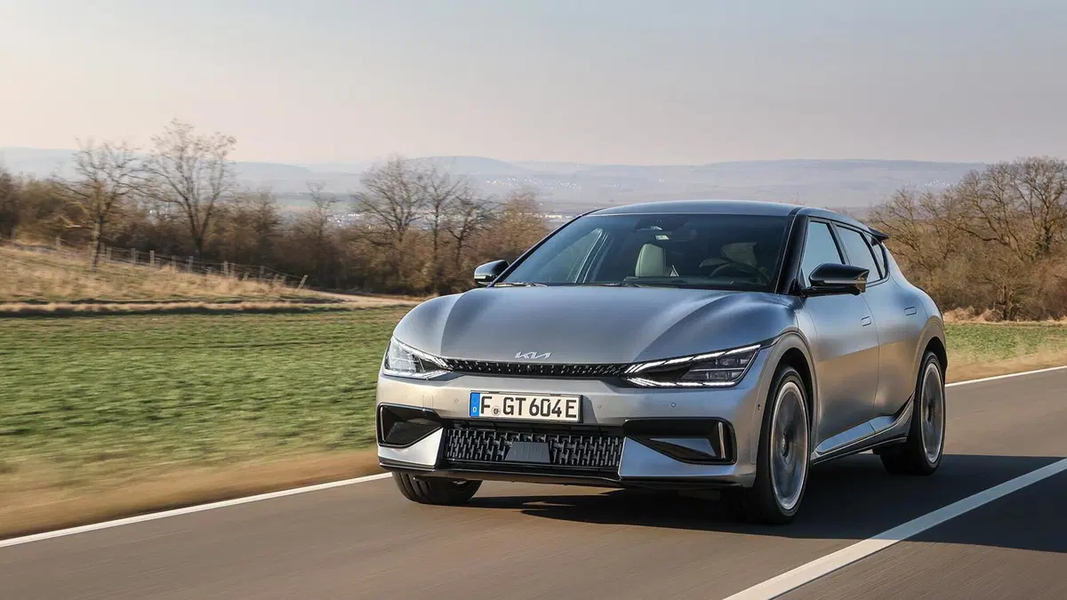 A 260 all'ora su un'elettrica. La nuova KIA EV6 GT alla prova delle Autobahn tedesche (9)
