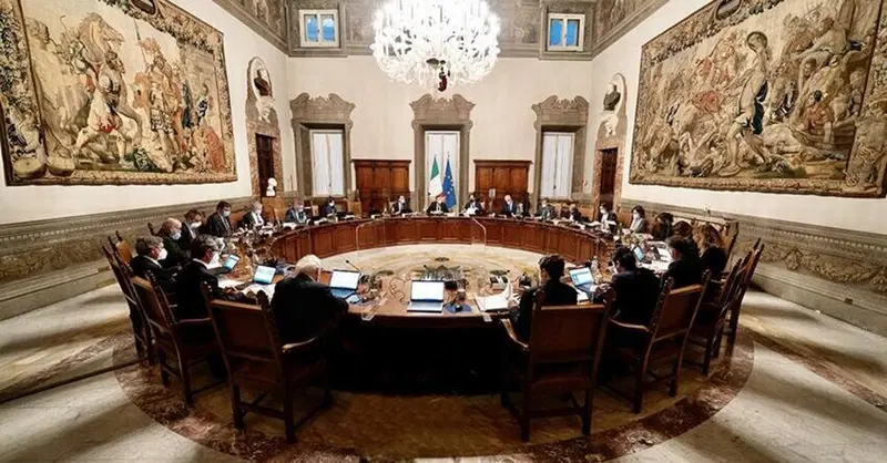 Aumentano gli incentivi auto, fino a 7.500 euro per le elettriche. Ecco tutti i modelli commentati