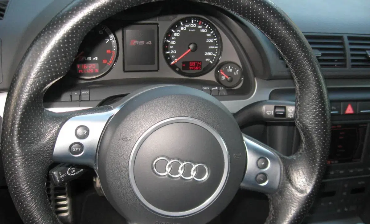 Audi RS 4 Avant (2006-08) (10)