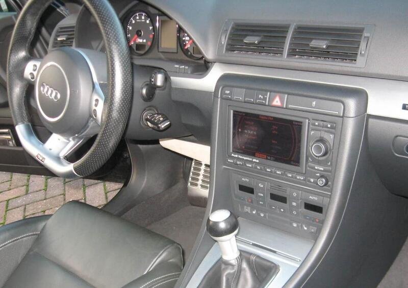 Audi RS 4 Avant (2006-08) (15)