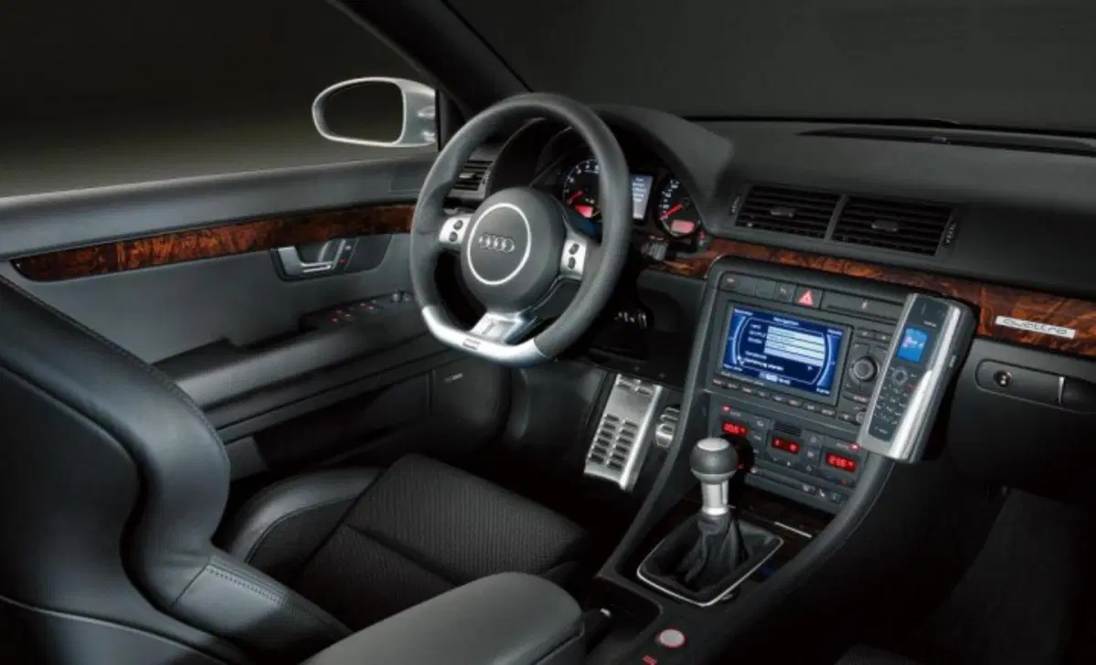 Audi RS 4 Avant (2006-08) (18)