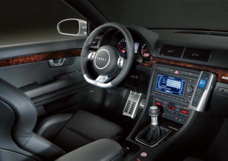 Audi RS 4 Avant (2006-08) (18)