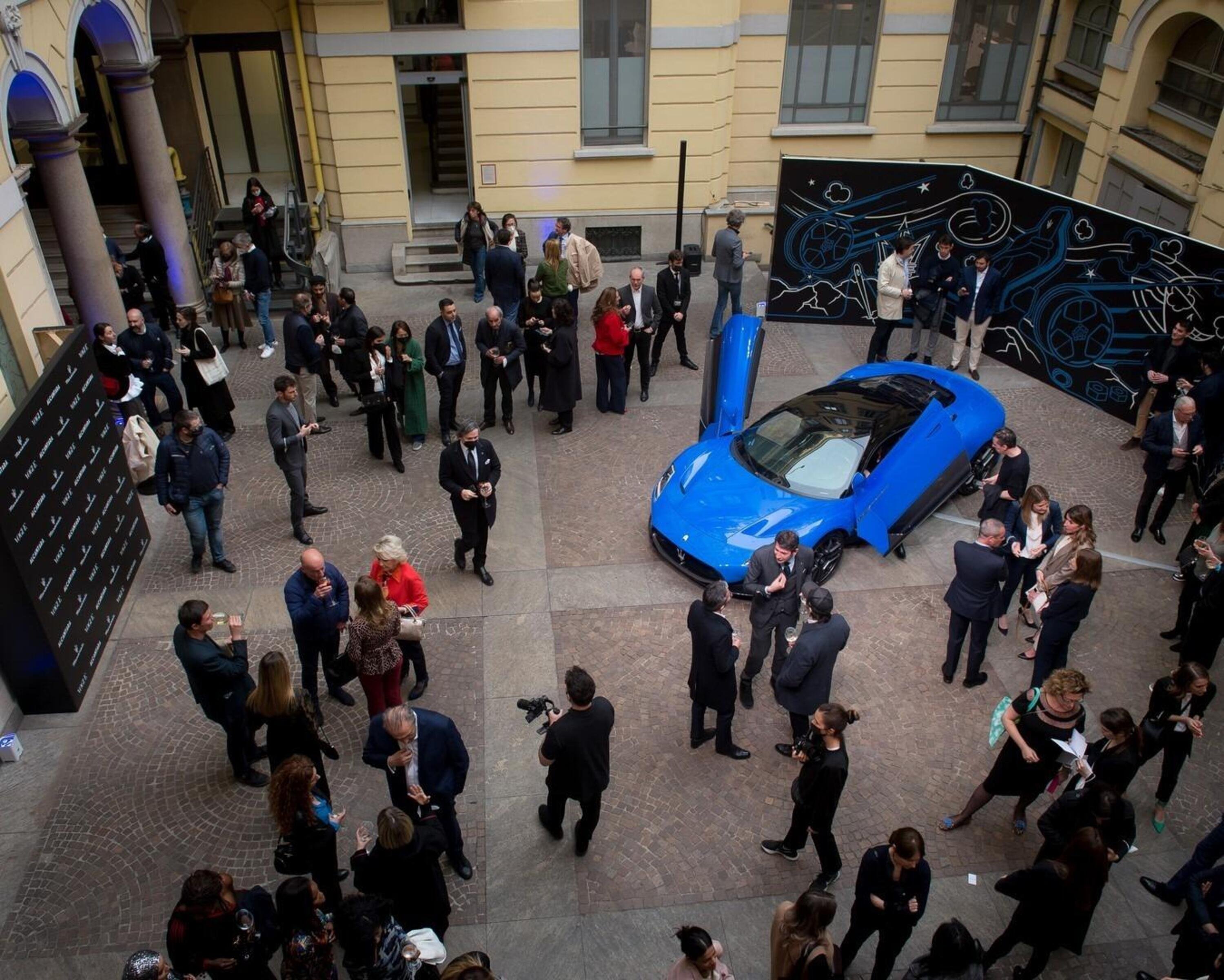 Luxury meets performance: Alcantara e Maserati MC20