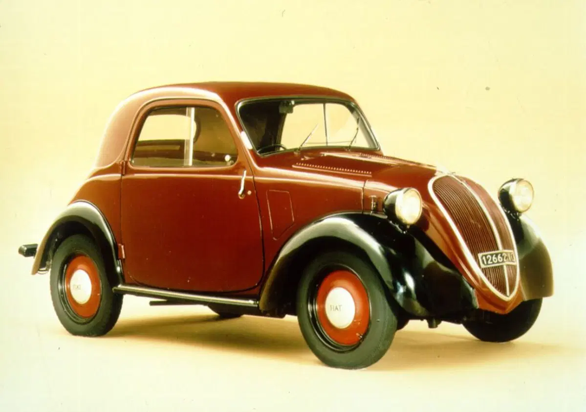 Fiat 500 "Topolino": grande festa per gli ottant'anni