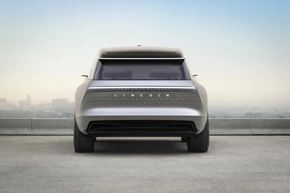 Il futuro premium dell'auto USA: Lincoln Star (4)