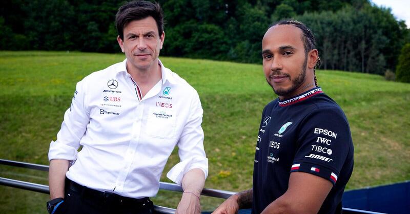 Formula 1, Hamilton: &quot;Il Chelsea? Sono interessato all&#039;acquisto&quot;