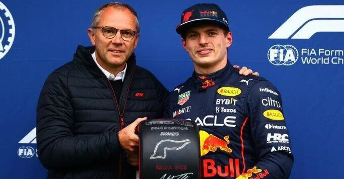 Formula 1, Verstappen: "Sono soddisfatto della pole, &egrave; un buon inizio di week end"