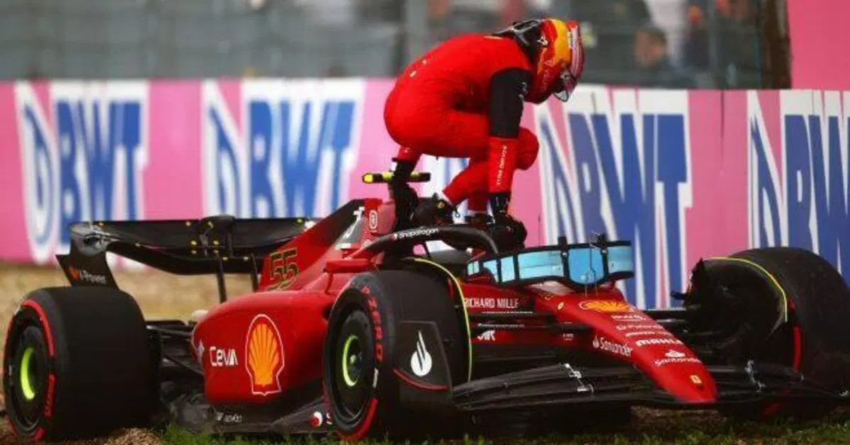 Formula 1, Sainz: "Chiedo scusa a tutta la squadra"