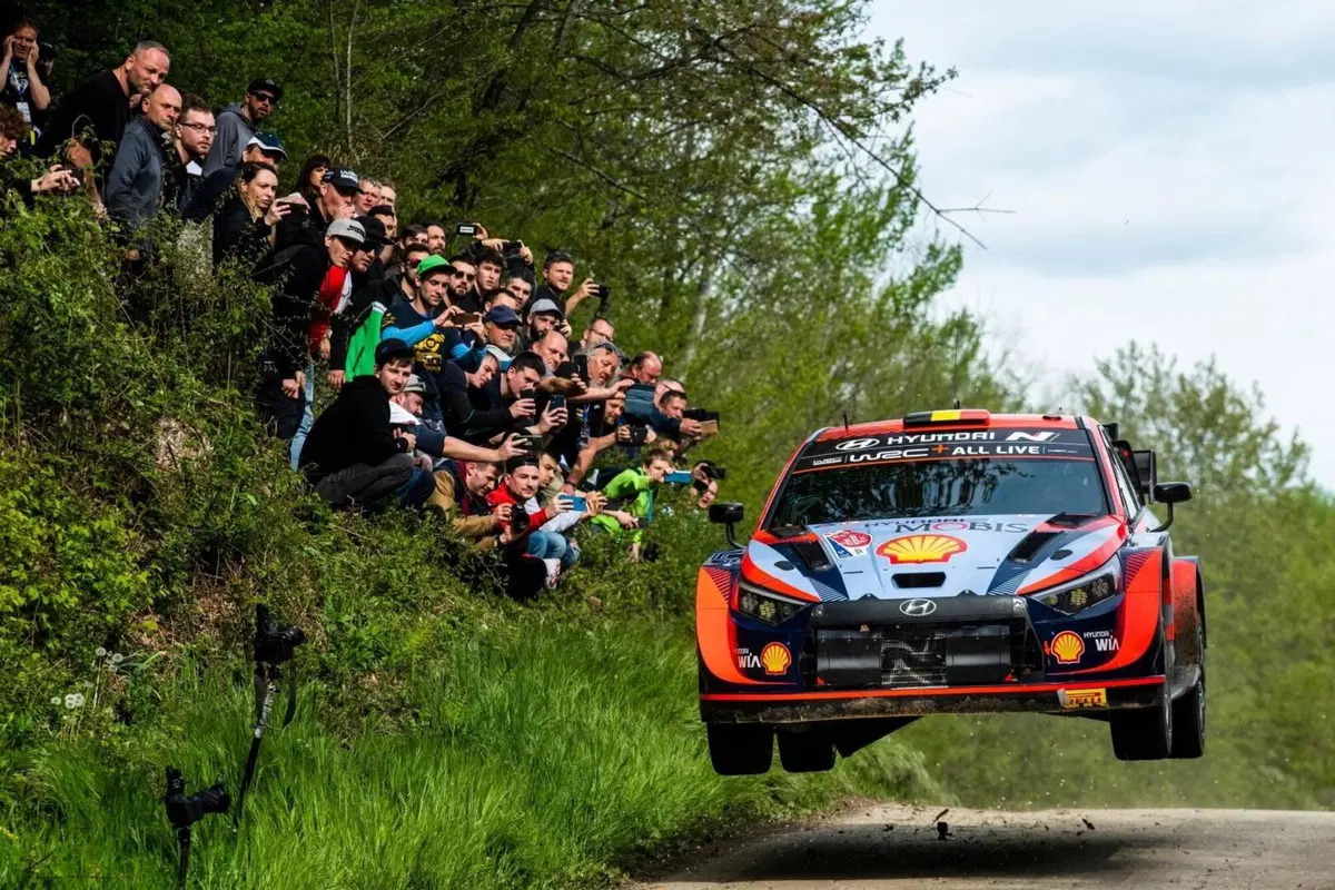 WRC22. Rallye Croazia da Brividi. Rovanpera (Toyota) su Tanak (15)