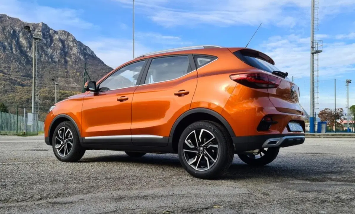 Mg ZS (2021-->) ZS 1.0T-GDI aut. Comfort (4)