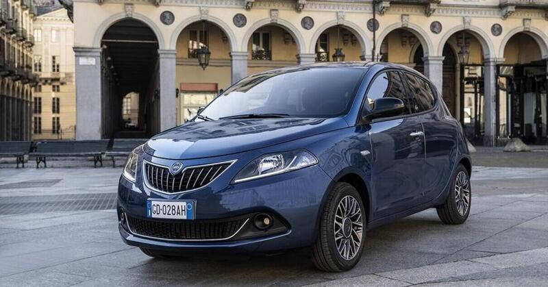 Oggi mi compro una... Lancia YPSILON! La guida totale all&#039;acquisto: storia, segreti, consigli e prove