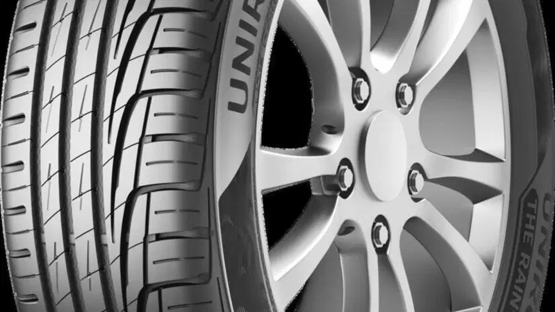 Gomme estive e pioggia: il nuovo Uniroyal RainExpert 5 aumenta chilometraggio e comfort