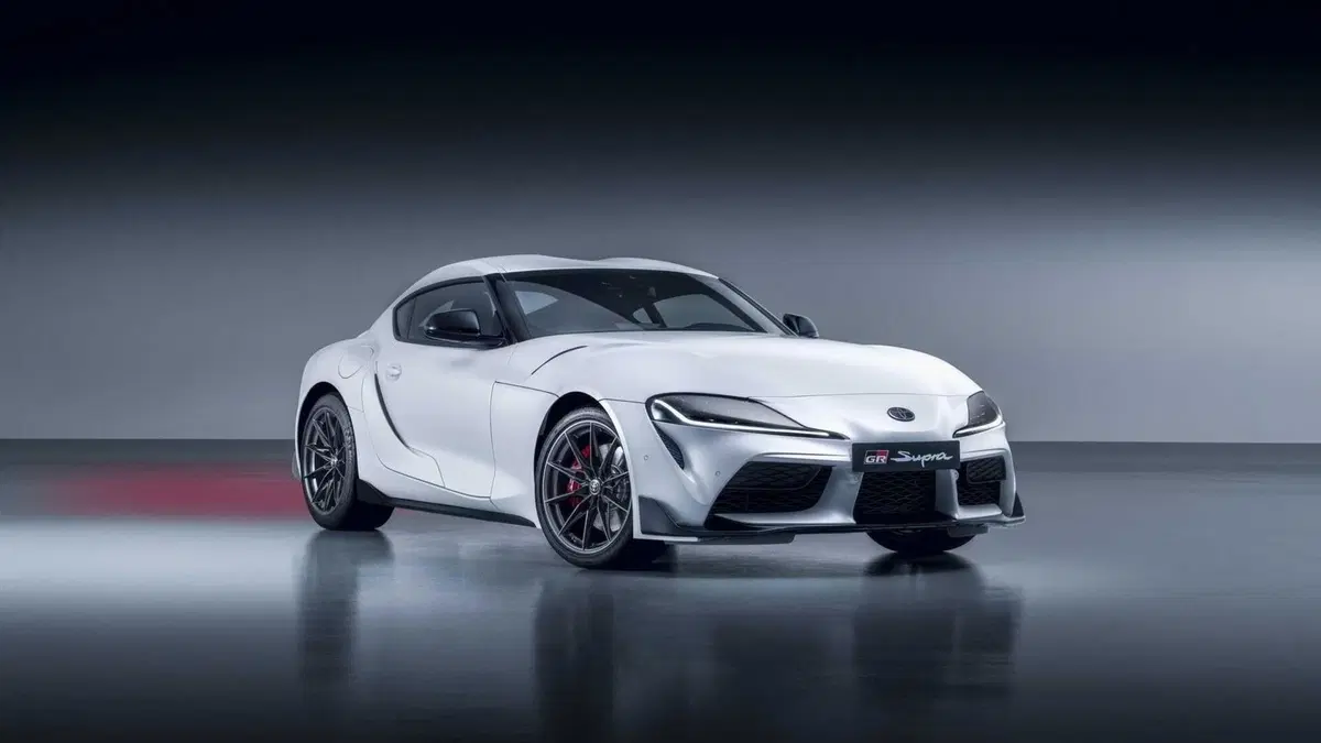 Toyota Supra Manuale: scopriamo tutti i segreti (4)