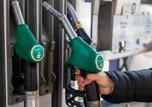 Taglio delle accise sulla benzina, il governo prepara il decreto 