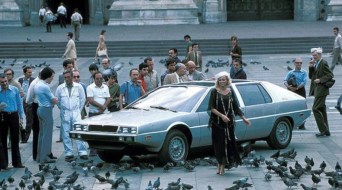 Medici Maserati, Milano 70s: la bella bionda e la bella di Giugiaro [V8 5.0 6 posti] (4)