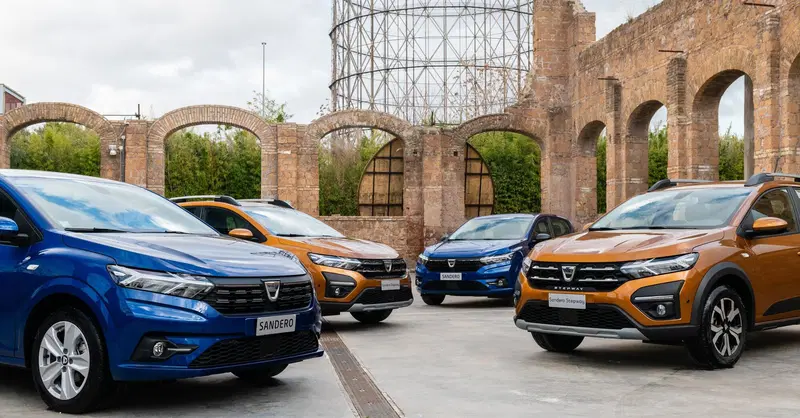 Oggi mi compro una... Dacia Sandero! La guida totale all'acquisto: storia, segreti, consigli e prove
