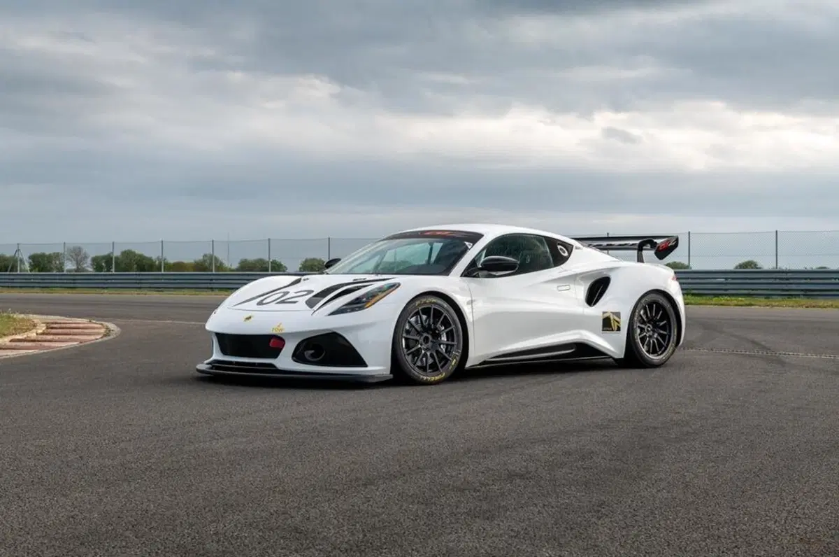 Lotus Emira in pista [VIDEO] (4)