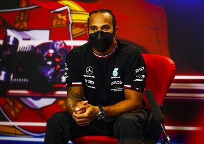 Formula 1, Hamilton: Non mi aspetto di essere più vicino a Red Bull e Ferrari con gli aggiornamenti