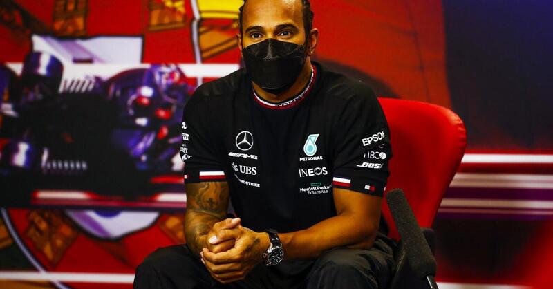 Formula 1, Hamilton: &quot;Non mi aspetto di essere pi&ugrave; vicino a Red Bull e Ferrari con gli aggiornamenti&quot;