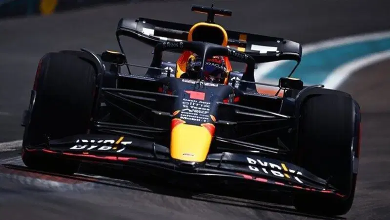 Formula 1, Verstappen: "E' stato un Venerd&igrave; pieno di problemi"