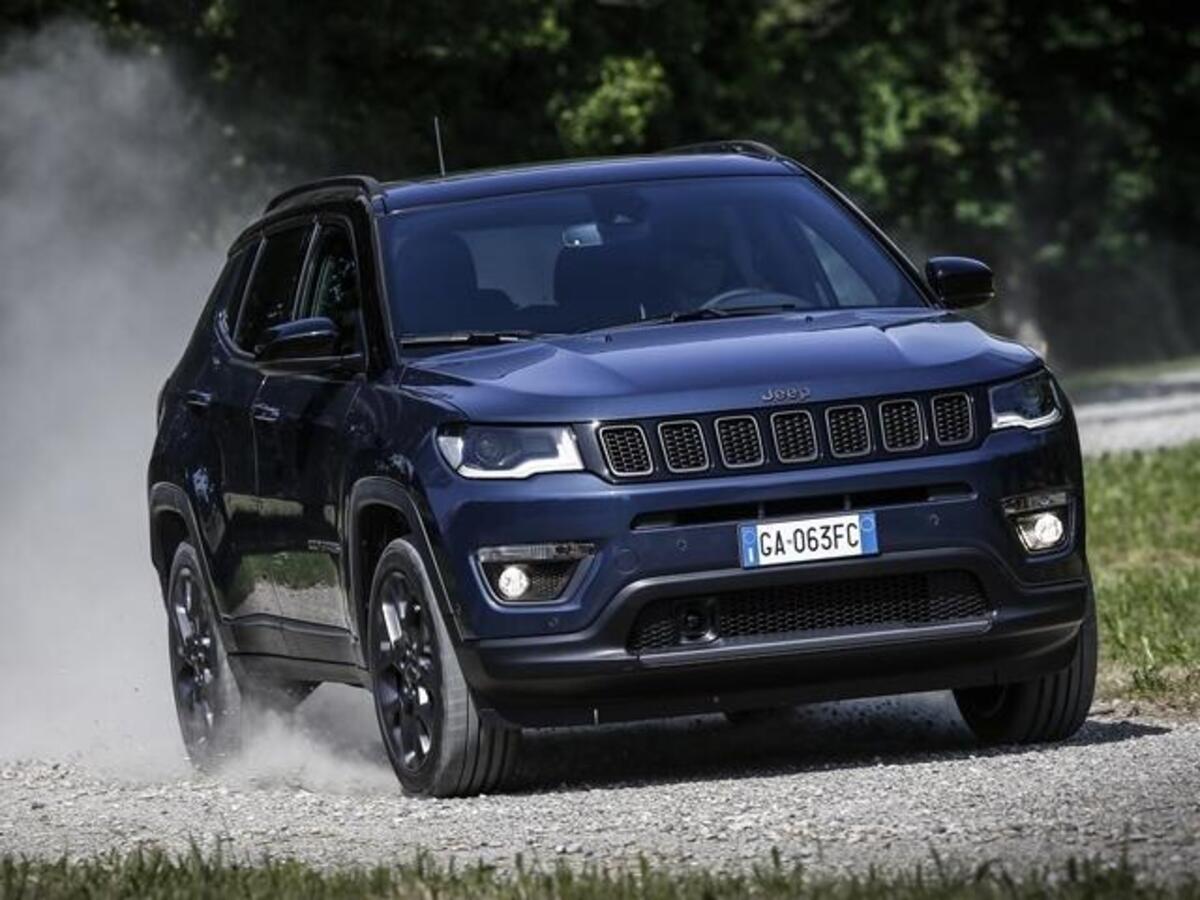 Jeep Compass 1.6 Multijet II Longitude dimensione, motore