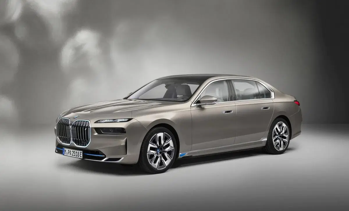 BMW i7 i7 M70 (29)