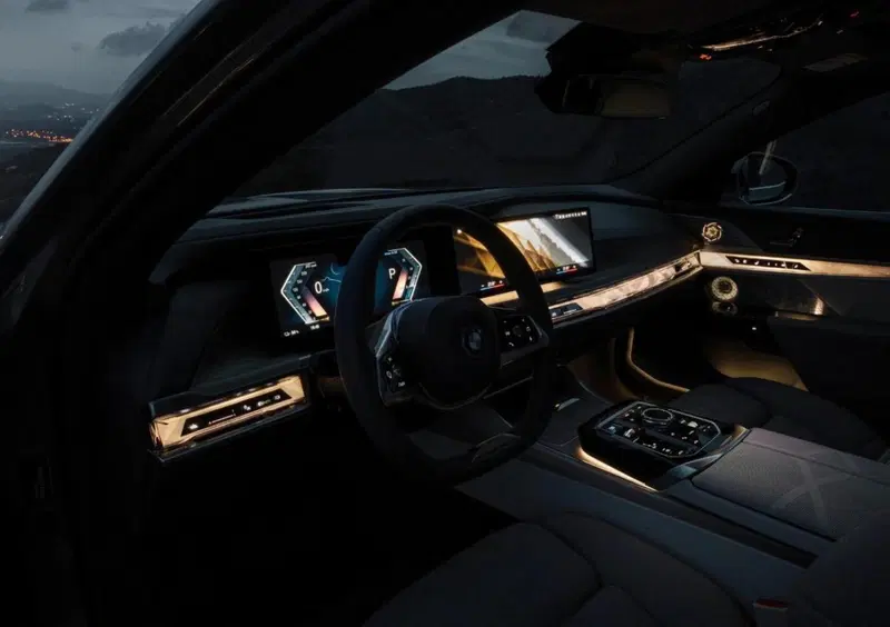 BMW i7 (15)