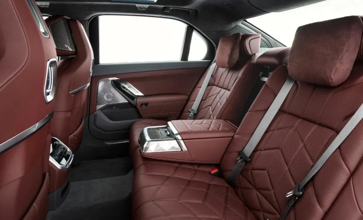 BMW i7 i7 M70 (43)
