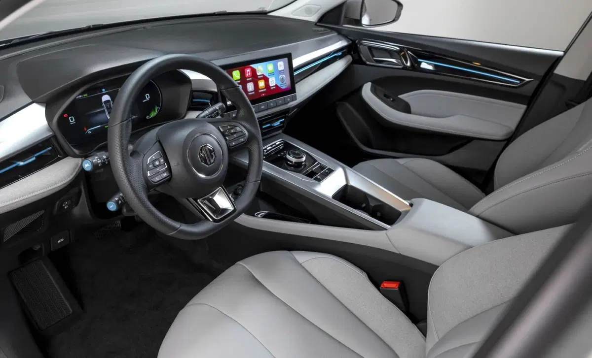 Mg MG5 Luxury Standard Range (12)