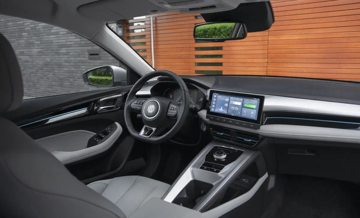 Mg MG5 Luxury Standard Range (17)