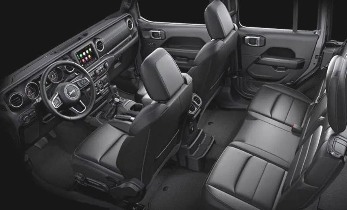 Jeep Wrangler Unlimited 2.0 Turbo 80th Anniversary (39)