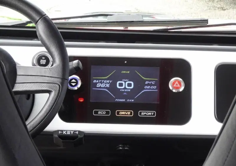 Tazzari Ev Zero 4 (2021-->>) (12)