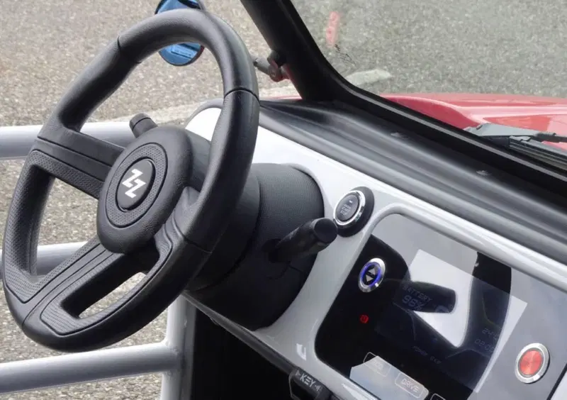 Tazzari Ev Zero 4 (2021-->>) (9)