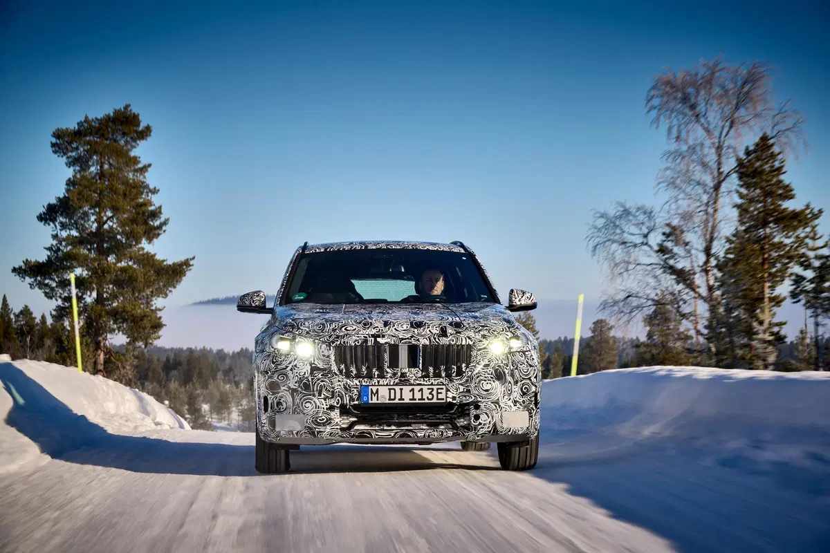 BMW iX1: finiti i collaudi, debutta a settembre (2)