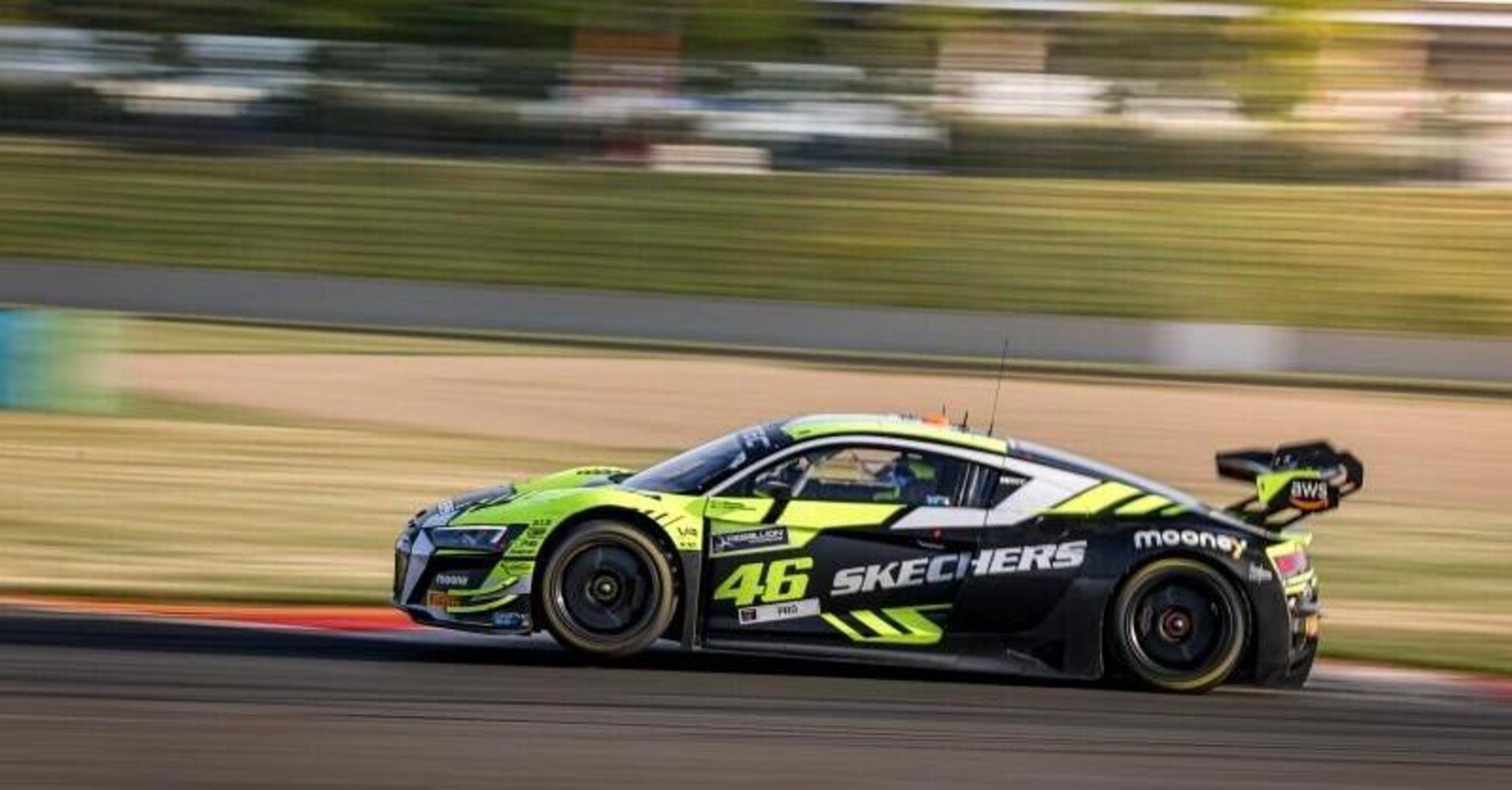 GTWCE, Magny-Cours, gara 1: vince Audi. Rossi quindicesimo