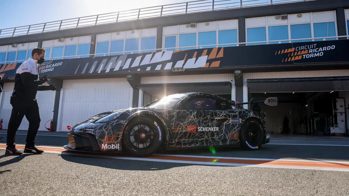 Porsche 718 Cayman GT4 ePerformance, 1000 CV di picco  (4)