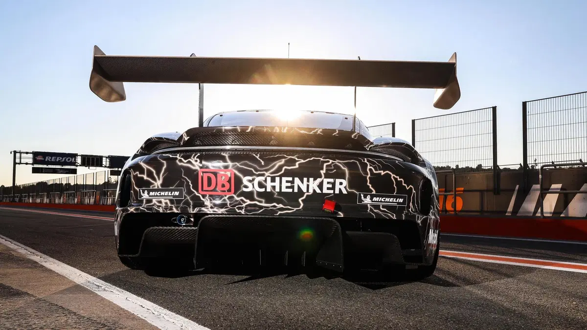 Porsche 718 Cayman GT4 ePerformance, 1000 CV di picco  (8)