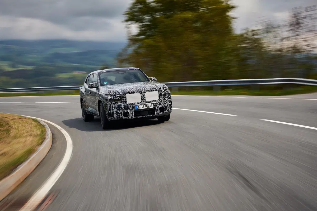 Nuova BMW XM: ibrida 8V da 680 CV che 'ruba' il nome a Citroen    (6)