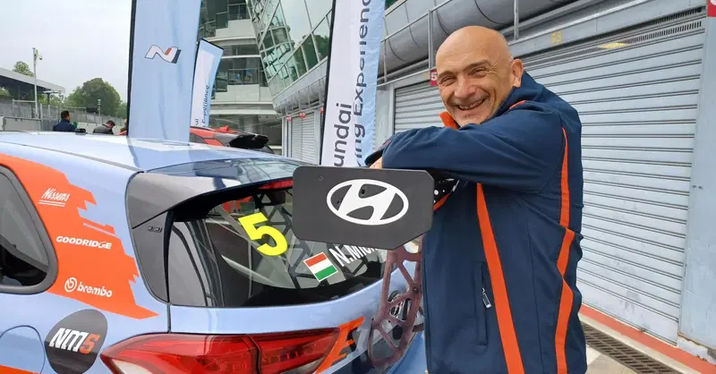 Tarquini: "Valentino Rossi potrebbe vincere a Le Mans"