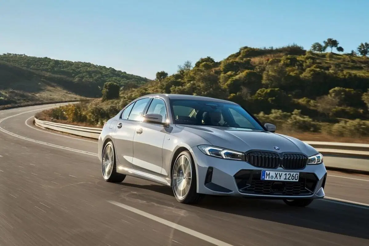 BMW Serie 3, arriva il restyling (2)